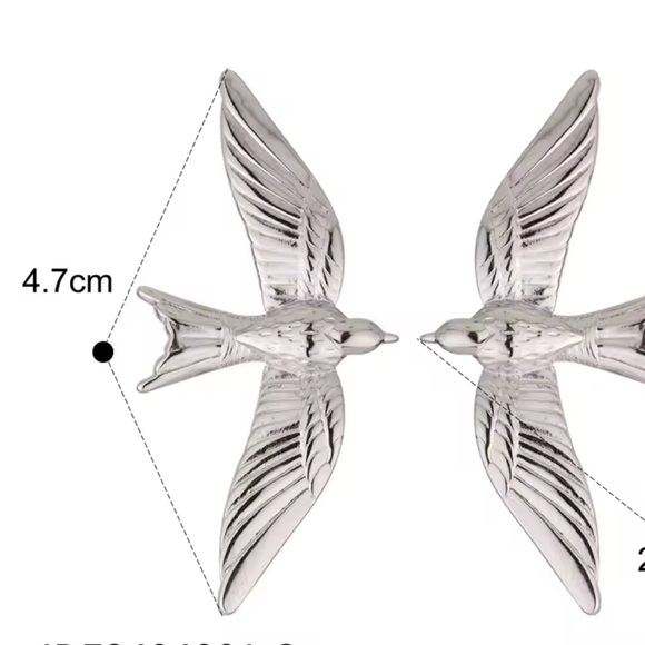 Swallow 18K Gold Stainless Steel Bird Earrings - Picture 13 of 15